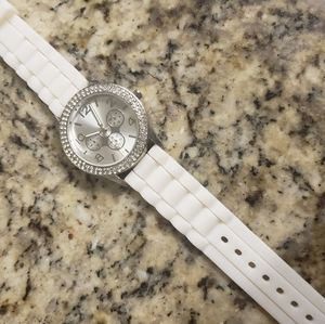 Sparkly White Fashion Watch